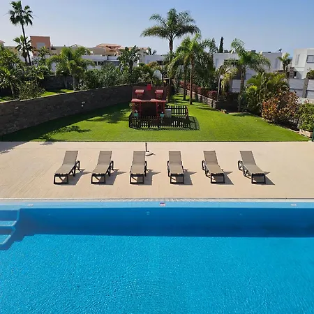 Karat Oasis Del Duque * 아데제